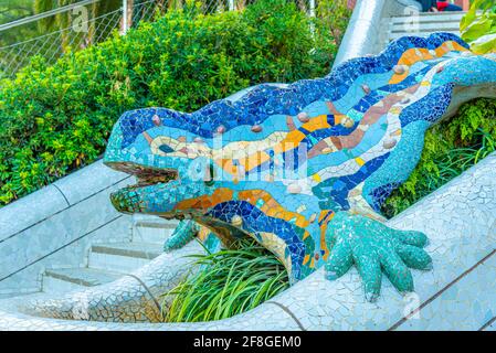 Drachentreppe im Parc Guell in Barcelona, Spanien Stockfoto