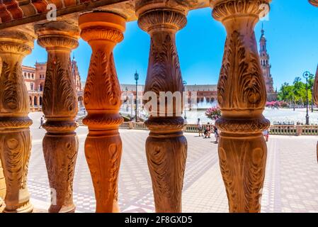 Plaza de Espana durch Keramikfliesen gesehen, Sevilla, Spanien Stockfoto