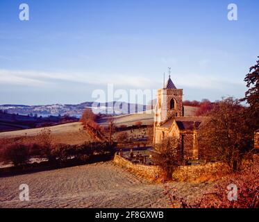 Knackige winter morgen Kirche von St Mary's bei Crosthwaite die Lyth Tal zwischen Kendal und Bowness on Windermere Cumbria Lake District, England Stockfoto