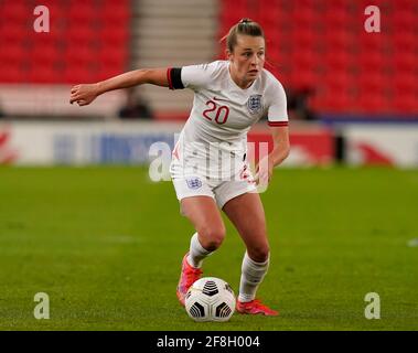 Stoke, England, 13. April 2021. Ella Toone aus England beim Freundschaftsspiel des Internationalen Fußballs im bet365 Stadium, Stoke. Bildnachweis sollte lauten: Andrew Yates / Sportimage Stockfoto