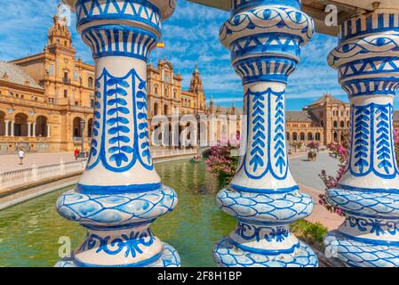 Plaza de Espana durch Keramikfliesen gesehen, Sevilla, Spanien Stockfoto