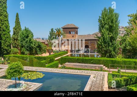 El Partal und Torre de las Damas in der Festung Alhambra in Granada, Spanien Stockfoto