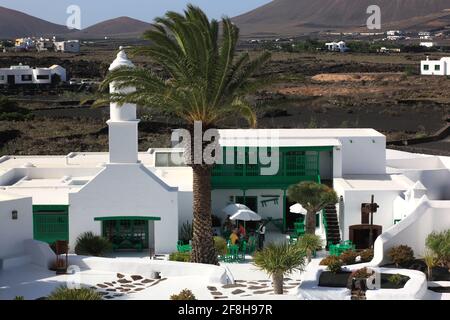 Casa Museo del Campesino, Farmers and Museum of Decorative Arts and Workshops, das Monumento al Campesino, Bauerndenkmal in San Bartolomé, der distr Stockfoto