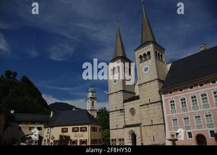 Der Königspalast und die Stiftskirche St. Peter und St. Paul, Berchtesgaden, Bayern, Deutschland Stockfoto