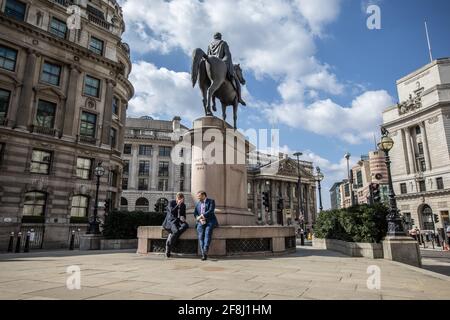 Bank Junction und Umgebung der Bank of England sehr ruhig, da die City of London versucht, zur Normalität zurückzukehren, während die Covid-Sperre aufgehoben wird. Stockfoto