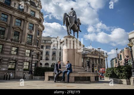 Bank Junction und Umgebung der Bank of England sehr ruhig, da die City of London versucht, zur Normalität zurückzukehren, während die Covid-Sperre aufgehoben wird. Stockfoto