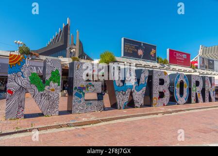 PRISHTINA, KOSOVO, 16. SEPTEMBER 2019: Neugeborenes Denkmal in Prishtina, Kosovo Stockfoto