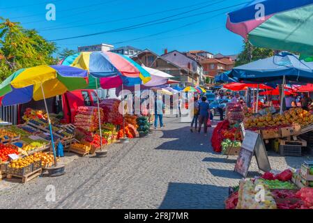 PRISHTINA, KOSOVO, 16. SEPTEMBER 2019: Blick auf den Basar in Prishtina, Kosovo Stockfoto