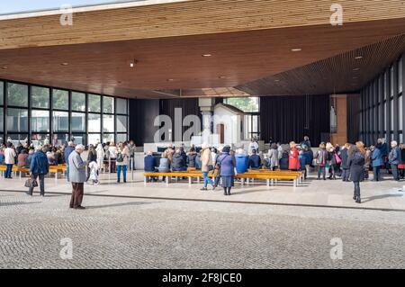 Fatima, Portugal - 12. Feb 2020: Kapelle der Erscheinungen im Heiligtum von Fatima - Fatima, Portugal Stockfoto