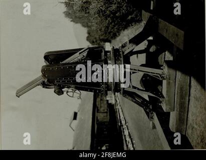 Vor dem Einsetzen des Rohrs. . Stockfoto