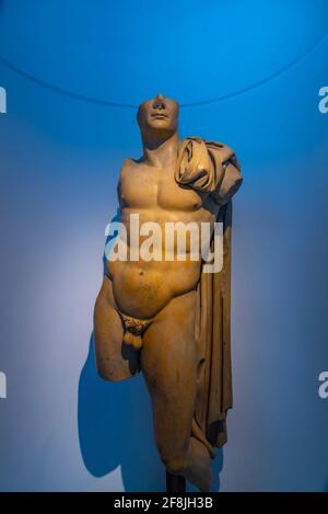 ITALICA, SPANIEN, 25. JUNI 2019: Statue in einem Museum in Italica, Spanien Stockfoto