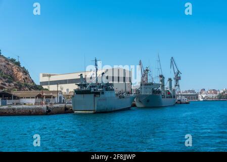 CARTAGENA, SPANIEN, 19. JUNI 2019: Blick auf den Hafen von Cartagena in Spanien Stockfoto