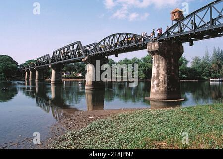 Thailand. Kanchanaburi. Brücke auf dem Fluss Kwai. Stockfoto