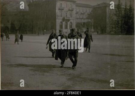 Besuch seiner Exzellenz Feldmarschall Hötzendorf beim 10. Armeekommando. Stockfoto