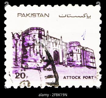 MOSKAU, RUSSLAND - 7. OKTOBER 2019: In Pakistan gedruckte Briefmarke zeigt Attock Fort, Forts of Pakistan Serie, 20 pakistanische Paisa, um 1984 Stockfoto