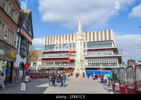 LEICESTER, ENGLAND- 3. April 2021: Foto des Uhrturms des Leicester Haymarket Memorial Stockfoto