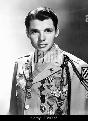 Audie Murphy. Porträt des amerikanischen Soldaten und Schauspielers Audie Leon Murphy (1925-1971), Pressefoto der US-Armee, 1948 Stockfoto