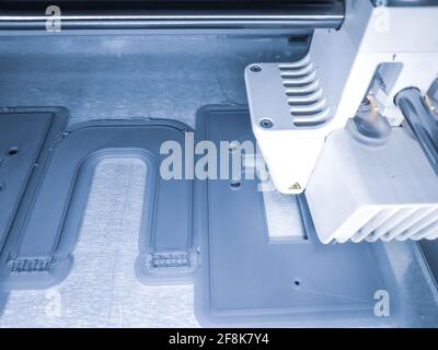 3D-Drucker, Drucken mit Kunststoffdraht-Filament in additiver Fertigungstechnik. Stockfoto