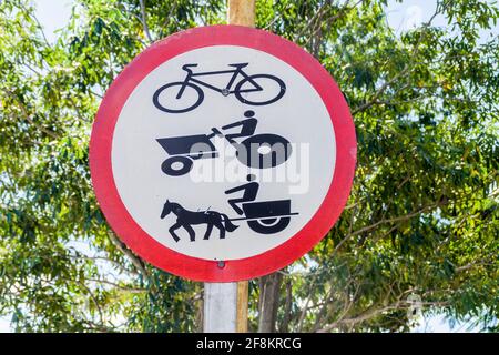 Verkehrsschild in Santa Clara, Kuba Stockfoto