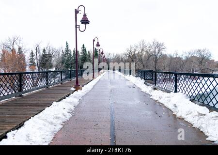 Winter entlang des Calgary Elbow River Pathway, 1st. Und Elbow River SW, Calgary Alberta, Kanada Stockfoto