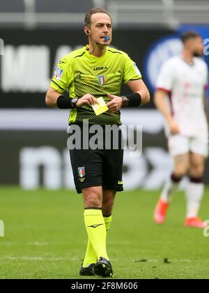 MAILAND, ITALIEN - 11. APRIL: Schiedsrichter Luca Pairetto während des Serie-A-Spiels zwischen Internazionale und Cagliari im Stadio Giuseppe Meazza am 11. April 202 Stockfoto