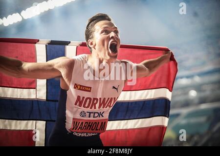 Doha 2019. Karsten Warholm feiert seinen Sieg bei den 400-Meter-Hürden der WM 2019. Stockfoto