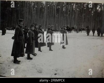 Die Kommandierung des deutschen Ostemischen Generalfeldmarschalls Prinz Leopold von Bayern insoziert die Wiener Truppen der Infanteriedivision von 25. Stockfoto