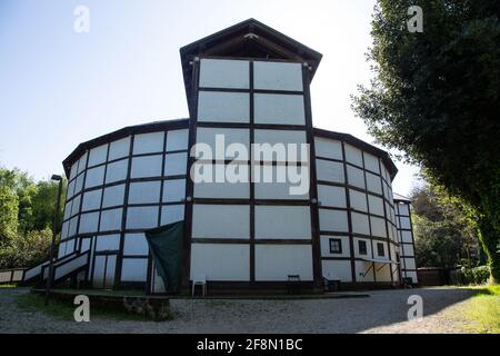 Rom, Italien. April 2021. Blick auf das Globe Theatre in Rom (Foto: Matteo Nardone/Pacific Press) Quelle: Pacific Press Media Production Corp./Alamy Live News Stockfoto