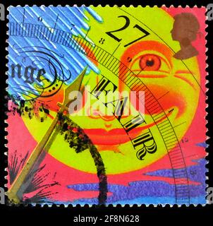 MOSKAU, RUSSLAND - 30. SEPTEMBER 2019: Die in Großbritannien gedruckte Briefmarke zeigt 'Fair', die Wetterserie, um 2001 Stockfoto
