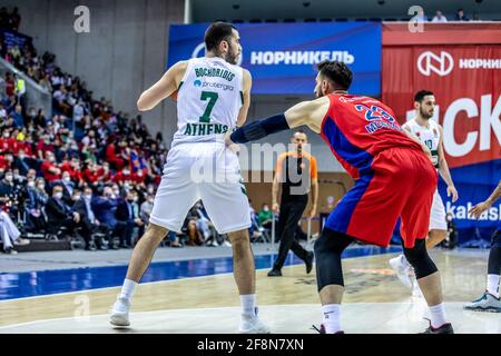 Moskau, Russland. April 2021. #7 Eleftherios Bochoridis von Panathinaikos OPAP Athen im Einsatz während der EuroLeague-Runde 25 der Saison 2020-2021 zwischen CSKA Moskau und Panathinaikos OPAP Athen in der Megasport Arena.Endstand; CSKA Moskau 93:86 Panathinaikos OPAP Athen. (Foto von Nicholy Muller/SOPA Images/Sipa USA) Quelle: SIPA USA/Alamy Live News Stockfoto