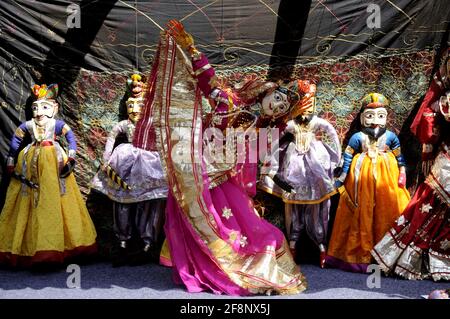 Bunte Rajasthani Puppen Puppen von Jaisalmer traditionelle Puppentheater in Rajasthan Touristenattraktion Stockfoto