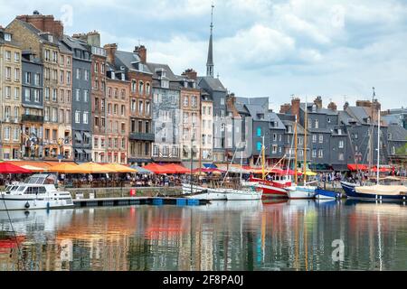 Le Vieux Bassin Hafen in Honfleur, Frankreich Stockfoto