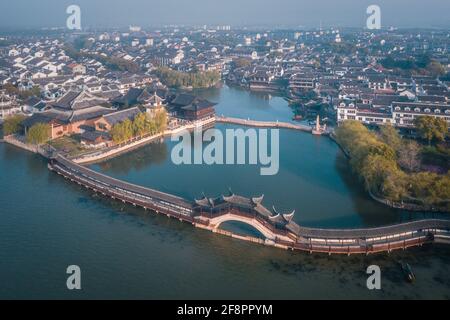 Luftlandschaften der antiken Gebäude in Jinxi, einer historischen Kanalstadt im Südwesten von Kunshan, Provinz Jiangsu, China Stockfoto