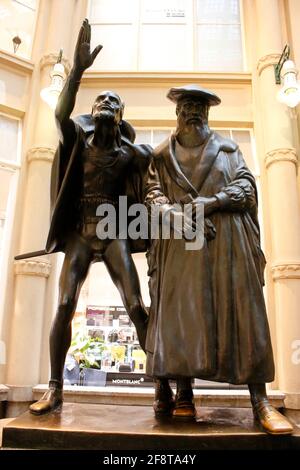 Impressionen: Mephistopheles und Faust-Figuren, Auerbachs Keller, Leipzig (nur für redaktionelle Verwendung. Keine Werbung. Referenzdatenbank: http: Stockfoto