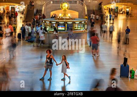 Haupt-Bahnhofshalle im Grand Central Terminal Manhattan New York City in das Gebäudeinnere Grand central Bahnhof New York Grand central Station NYC Stockfoto