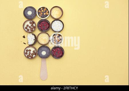 Schokoladeneis-Eis-Eis aus der Variation von Schokoladenbonbon Stockfoto