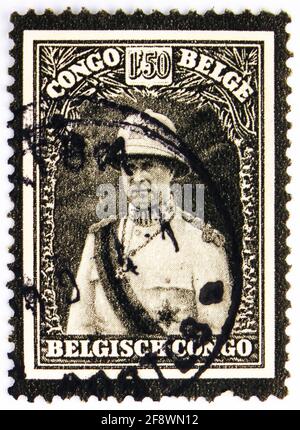 MOSKAU, RUSSLAND - 1. OKTOBER 2019: Die im belgischen Kongo gedruckte Briefmarke zeigt die Trauermarke König Albert I., Serie, um 1934 Stockfoto