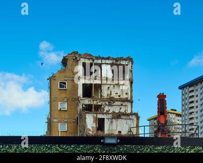 Silverdale UK Feb 2020 - der Abriss des sozialen Wohnungsbaus In Silverdale in Vorbereitung auf die Sanierung und Bauarbeiten Für das HS2-Projekt Stockfoto