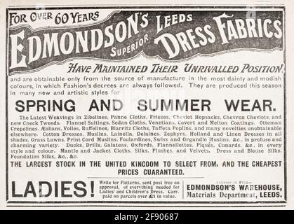 Alte viktorianische Zeitungspapier Kleidung / Mode-Anzeige von 1902 - Pre-Werbung Standards. Werbung für alte Kleidung, Werbung für alte Mode. Stockfoto