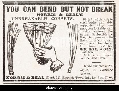 Alte viktorianische Zeitungspapier Kleidung / Mode-Anzeige von 1902 - Pre-Werbung Standards. Werbung für alte Kleidung, Werbung für alte Mode. Stockfoto