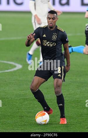 Rom, Italien. April 2021. Ryan Gravenberch von Ajax beim Viertelfinale der Roma vs Lazio Europa League Credit: Roberto Ramaccia/Alamy Live News Stockfoto