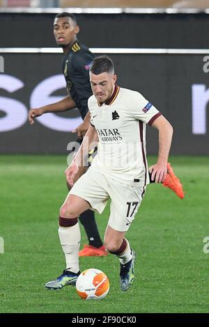 Rom, Italien. April 2021. Jordan Veretout von Roma bei den Viertelfinals der Roma vs Lazio Europa League Credit: Roberto Ramaccia/Alamy Live News Stockfoto