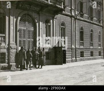 Ankunft Sr. Excellence Feldmarschall Conrad Frh.V.hötzendorf, Trient beim 11. Armeekommando. Stockfoto
