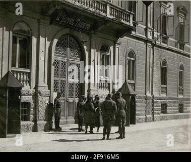 Ankunft Sr. Excellence Feldmarschall Conrad Frh.V.hötzendorf, Trient beim 11. Armeekommando. Stockfoto