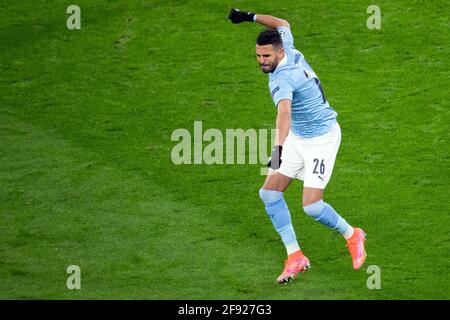 Dortmund, Deutschland. April 2021. Fußball: Champions League, Borussia Dortmund - Manchester City, K.O.-Runde, Viertelfinale, Zweitligist im Signal-Iduna-Park. Riyad Mahrez von Manchester feiert sein Ziel, 1:1 zu erreichen. Quelle: Federico Gambarini/dpa/Alamy Live News Stockfoto