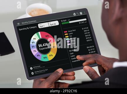 Money Planning Budget Tracker App Auf Tablet Stockfoto
