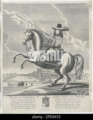 Wilhelm III., Prinz von Oranien, König von England im Alter von etwa fünfzehn Jahren, sitzend auf dem Pferd: Ganze Figur in linker Seitenansicht, Kopf halb links; in Rhein-Grafist mit hohem Federhut, mit Spitze verändertem Schulterkragen, Wadenbesatz; senkrecht an der gegenüberstehenden Hüfte schwungend; Zügel links, mit rechts nach vorne gerittet; das Pferd mit erhobenen Vorderbeinen zum Springen setzen; im Hintergrund des Landesinneren in Den Haag, sechsdimensionierter Wagen, einige stehende Personen und Reiter im Pferdeschwanz als Staffage; Unterhalb der Darstellung in der Mitte seines gekrönten Wappens, auf beiden Seiten des Th Stockfoto