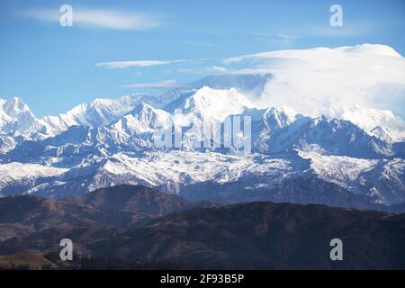 Kangchendzönga oder Kanchenzönga, ist der dritthöchste Berg der Welt. Er erhebt sich mit einer Höhe von 8,586 m, Nepal Stockfoto