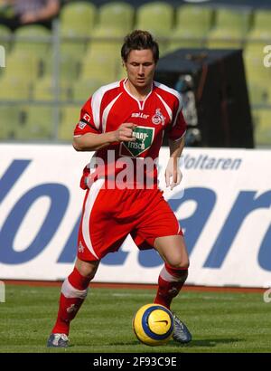 München, Deutschland. April 2005. SN 0304 1860 K 061.jpg TSV München 1860-1.FC KÖLN 0-0 Albert STREIT, Köln, Action Football, 2. Bundesliga, Spieltage27, Liga2.03.4.2005, Nutzung weltweit Credit: dpa/Alamy Live News Stockfoto