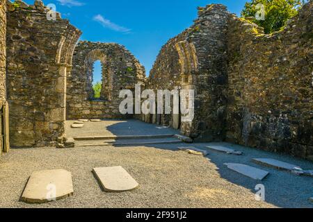 Kathedrale der Heiligen Peter und Paul in Glendalough, Irland Stockfoto